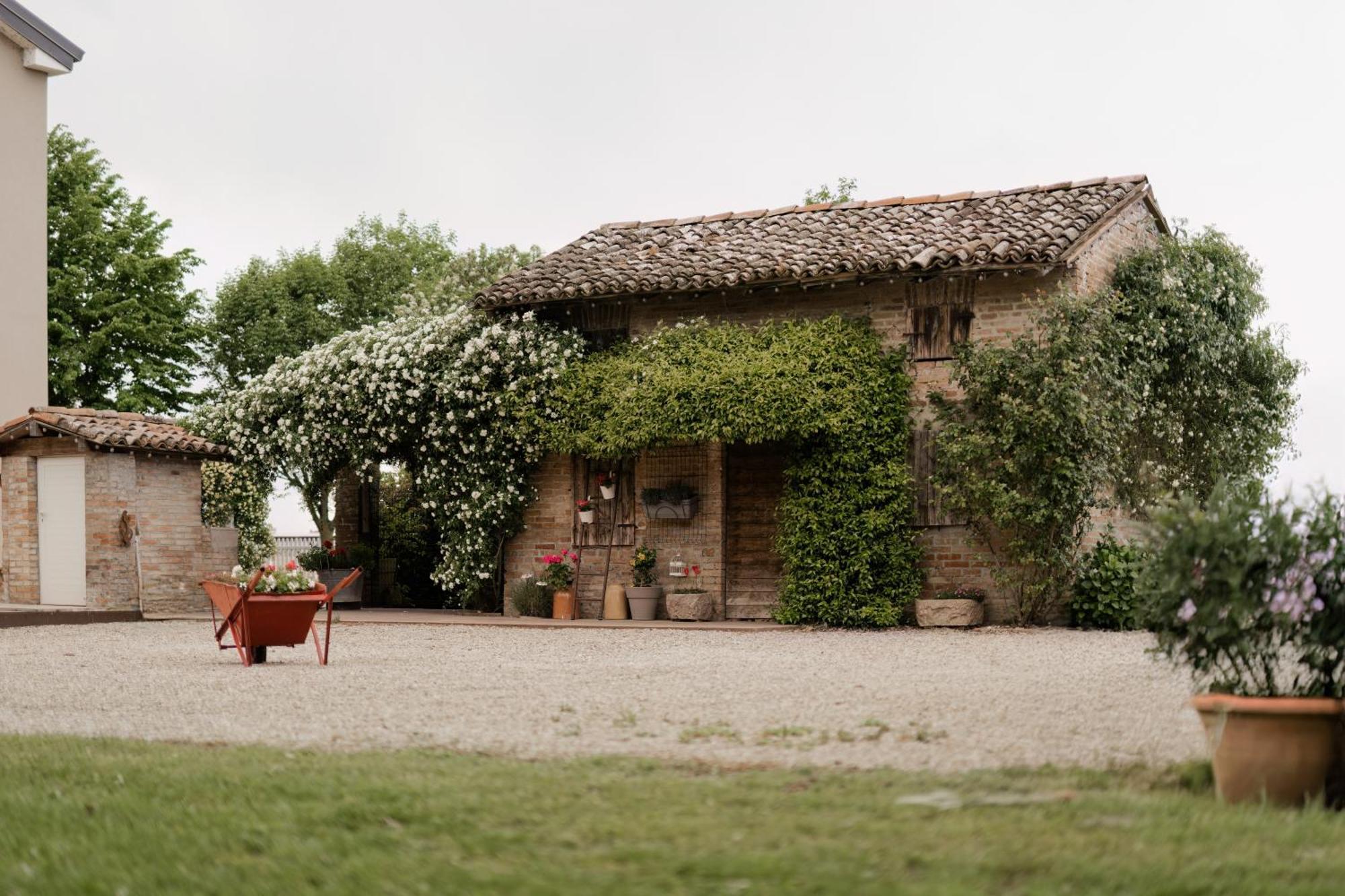 Agriturismo Mascudiera Фьоренцуола-д'Арда Экстерьер фото