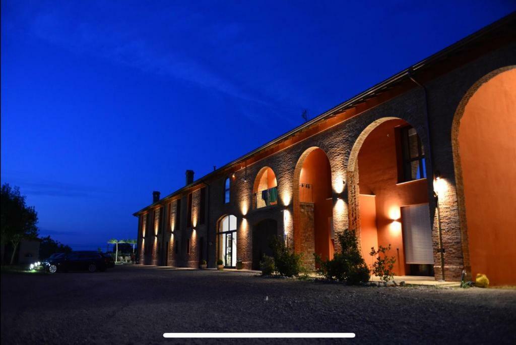 Agriturismo Mascudiera Фьоренцуола-д'Арда Экстерьер фото